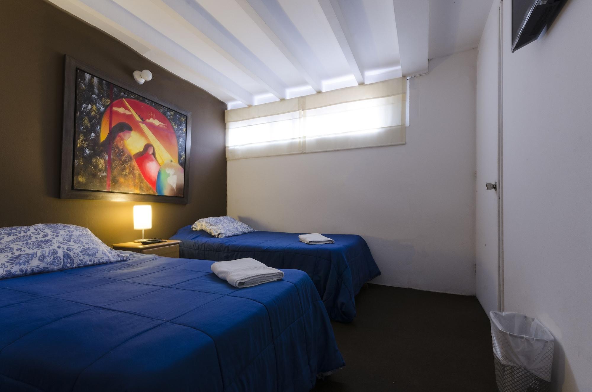 Jose Luis Hostal Boutique Hotel 2*