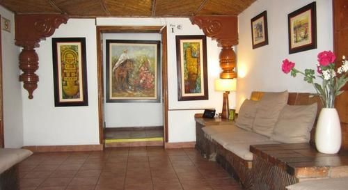 Jose Luis Boutique