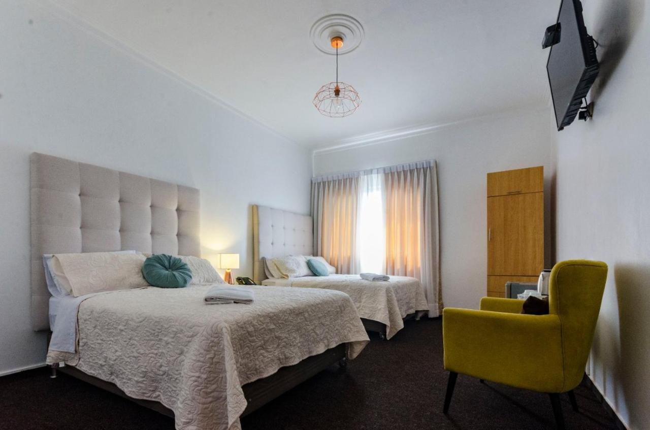Jose Luis Hostal Boutique Hotel